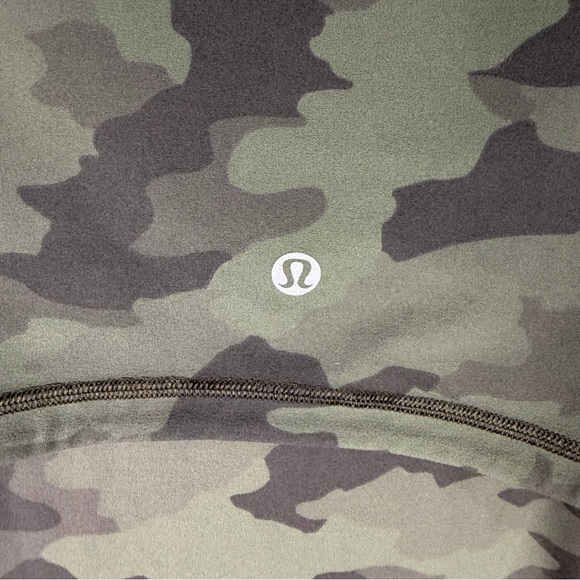 Lululemon Hooded Define Jacket Camo Green Size 8 - Picture 6 of 8